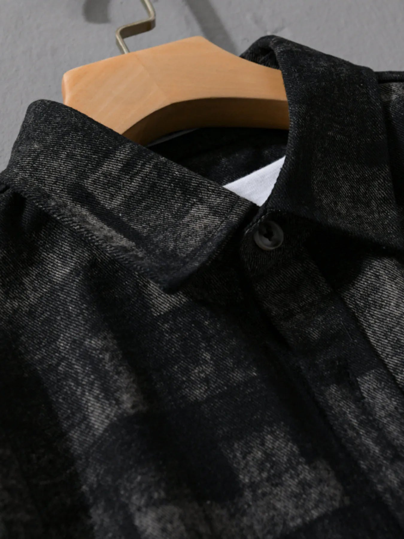 Men's Plus Size Vintage Plaid Button-Down Shirt | Shirts Shirt from PHUNKYN