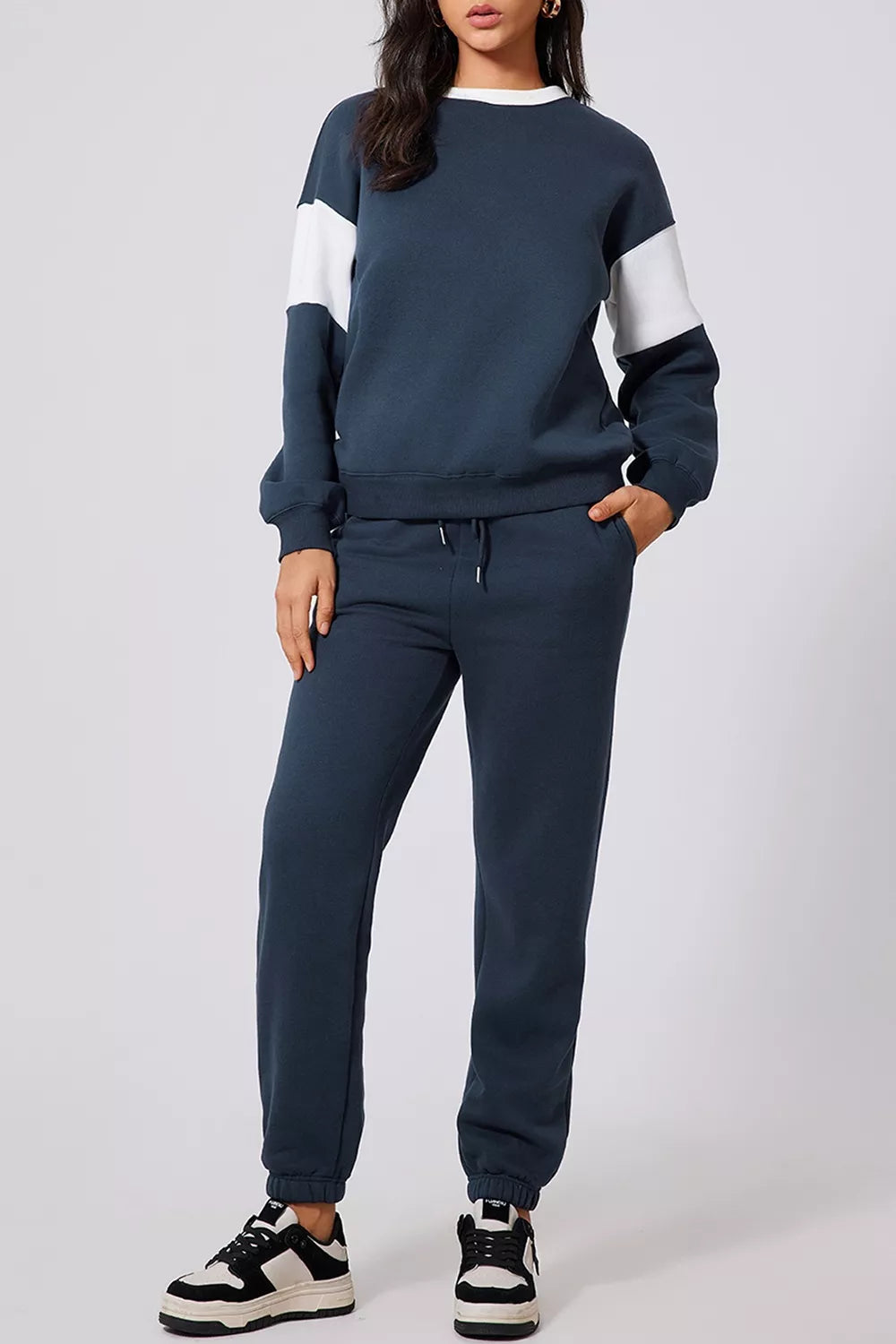 Drop Shoulder Loose Sweatshirt and Joggers Active Set | Outfit Sets Top and Pants Set from PHUNKYN