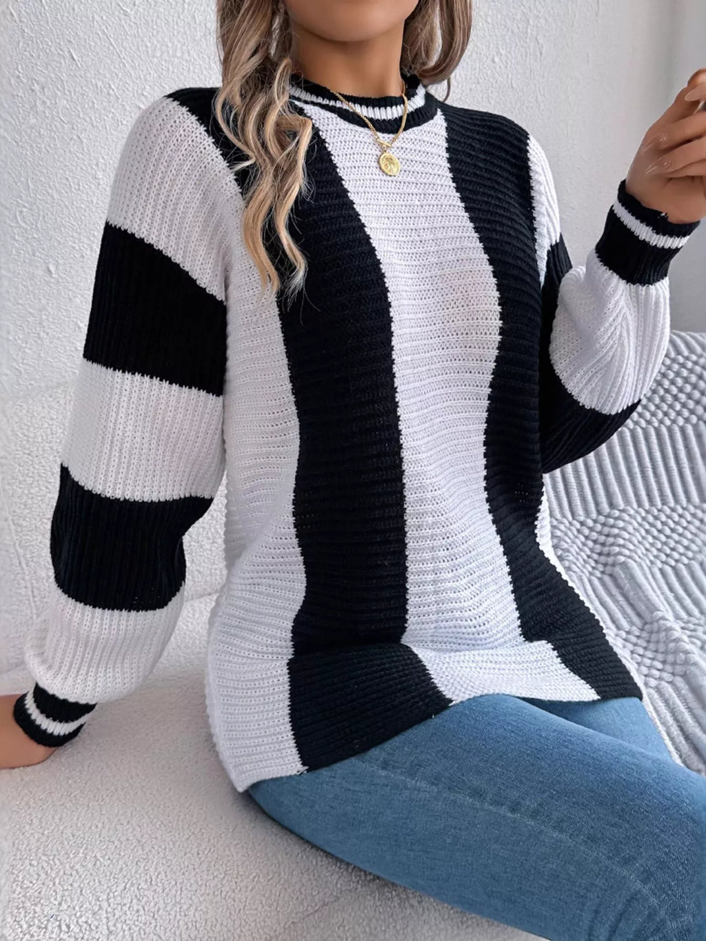 Color Block Round Neck Sweater | Sweaters Sweater from PHUNKYN